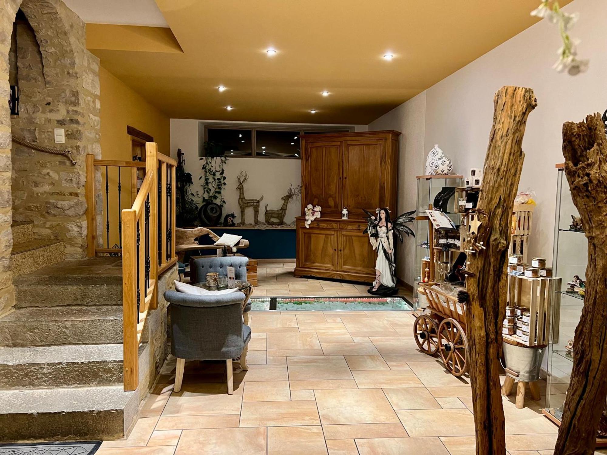 Domaine Et Chambres D'Hotes Des Fees Pretin Ngoại thất bức ảnh